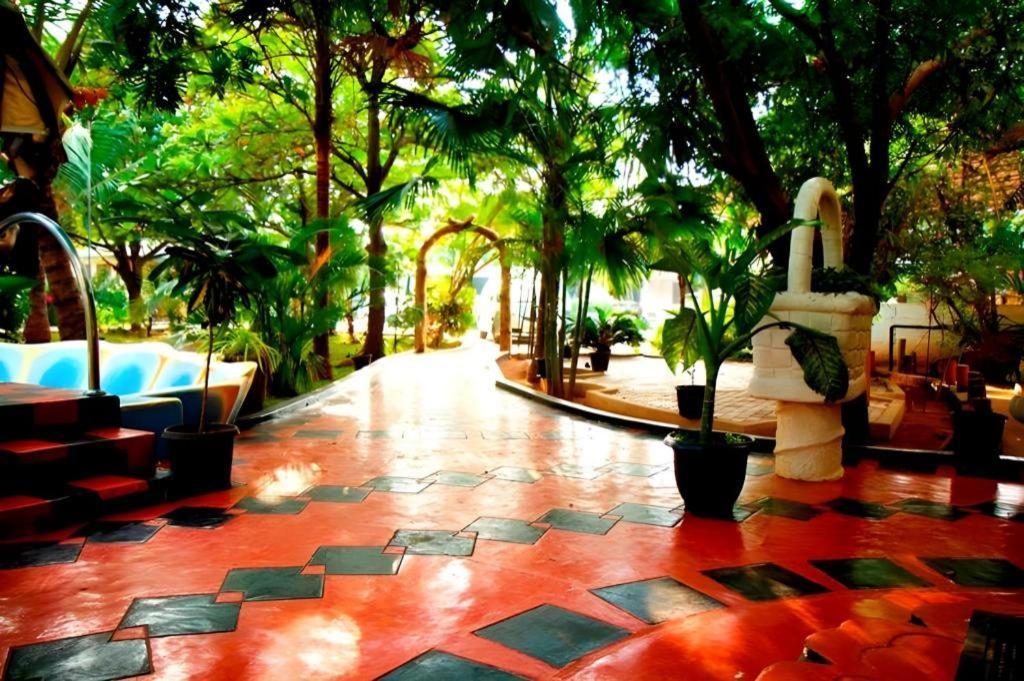 Tilko City Hotel Jaffna Luaran gambar